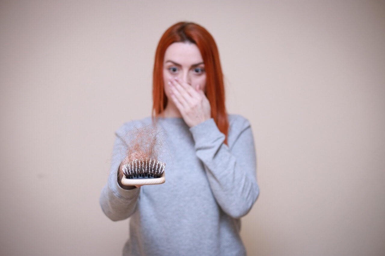 Why Does Hair Loss More in Autumn — And What Can You Do About It? - TOUCHBeauty