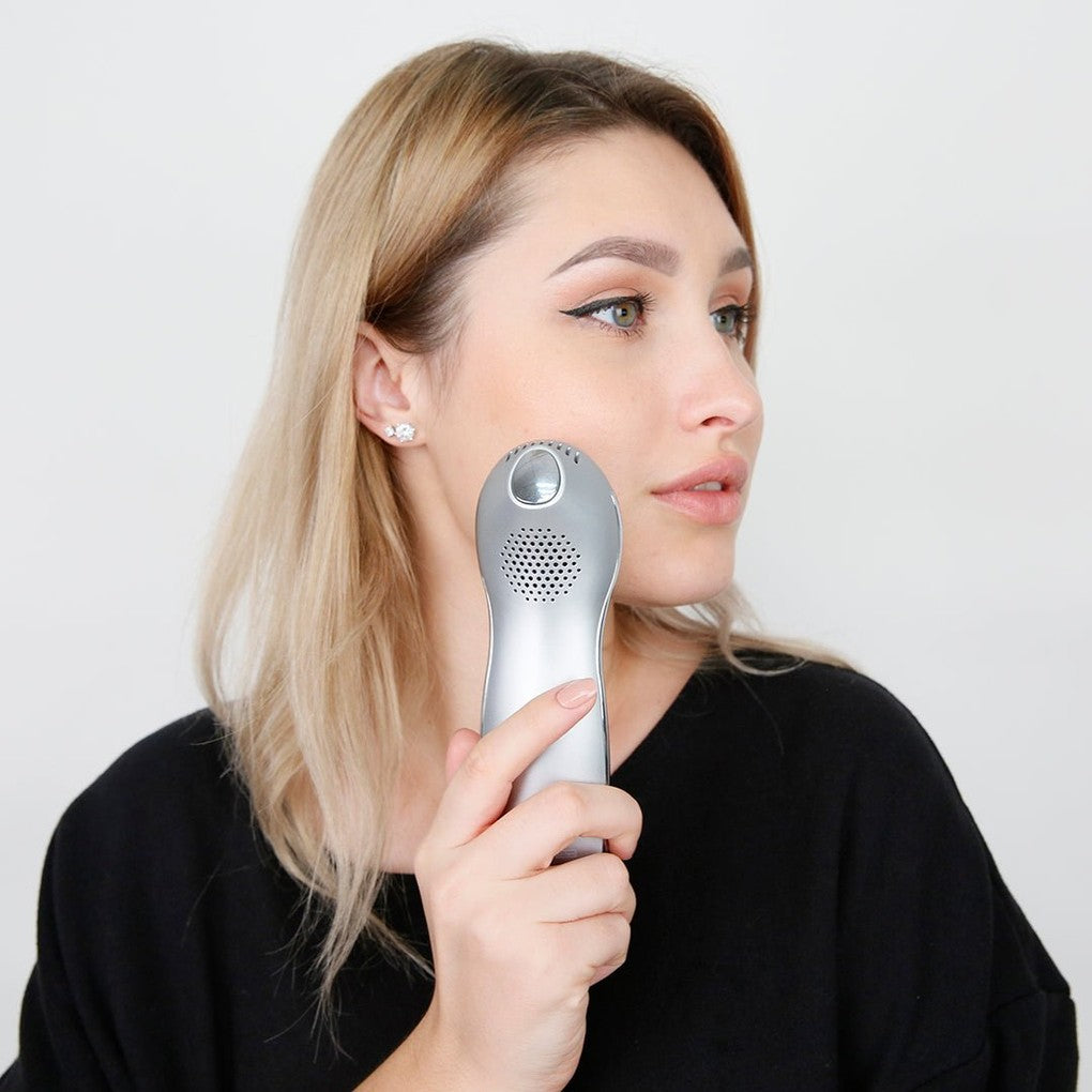 Hot/Cold Compress I Eye Massager I Skin Tightener & Puffiness Remover